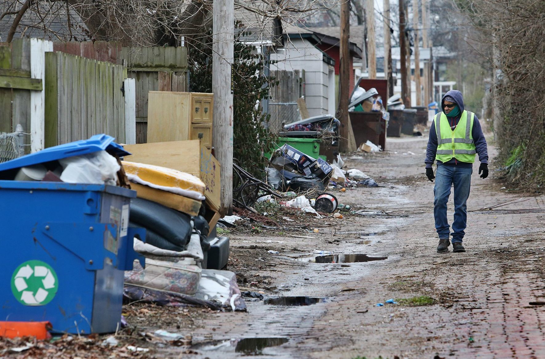City works harder at cleaning up trash